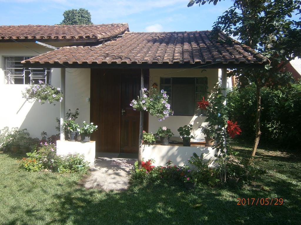Kitnet Penedo Holiday home *